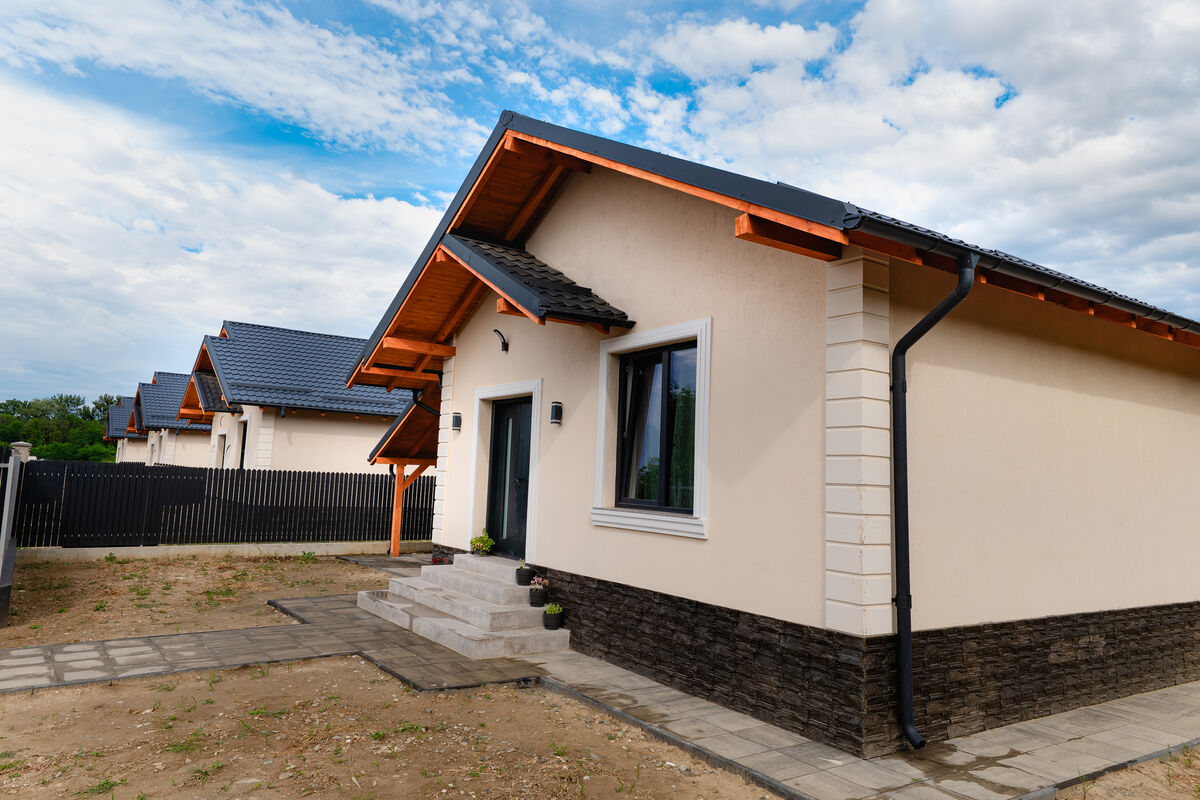 Casă VTZ Residence cu grădină și terasă, vedere din curte